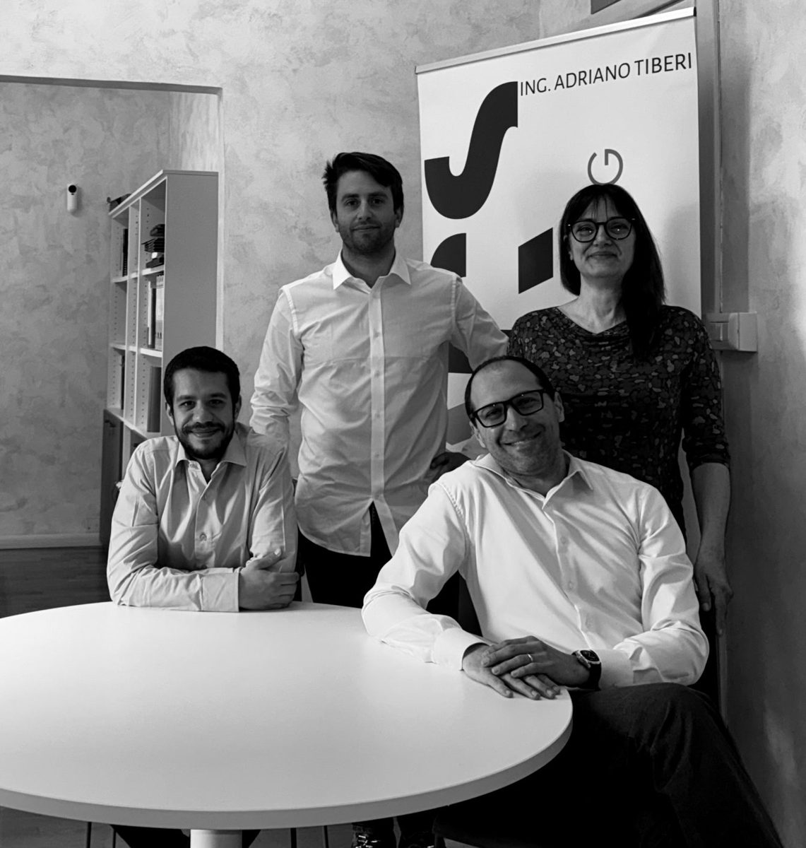 Il team di MARS Engineering nello studio di Roma